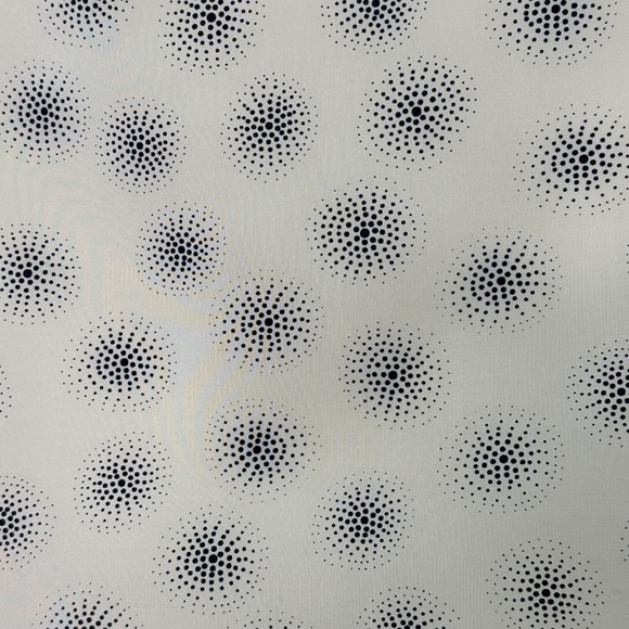 NWT SILKLETTE Radial Lights 100% Fine Silk Kerchief Scarf CREME/BLACK - Picture 6 of 6